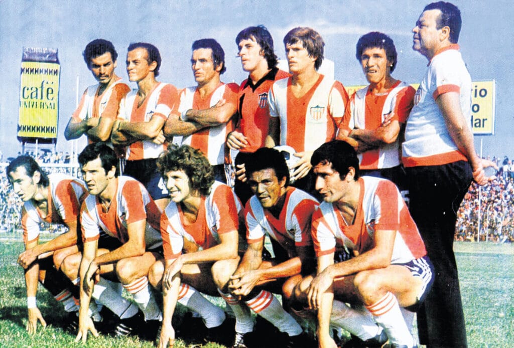 ¡Felices 101, Junior! Recordemos los 10 mejores momentos de su historia 2 Imagen del equipo de Junior en 1977.