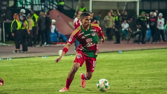 El domingo cueste lo que cueste, Junior tiene que ganar 1 Fotografía de José Enamorado, extremo de Junior, en el partido contra Nacional en Itagüi.