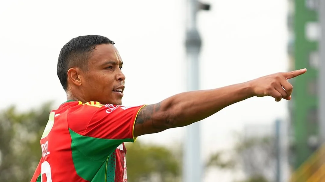 Fotografía de Luis Fernando Muriel, delantero de Junior, celebrando el gol que marcó para darle el triunfo al 'Tiburón'.
