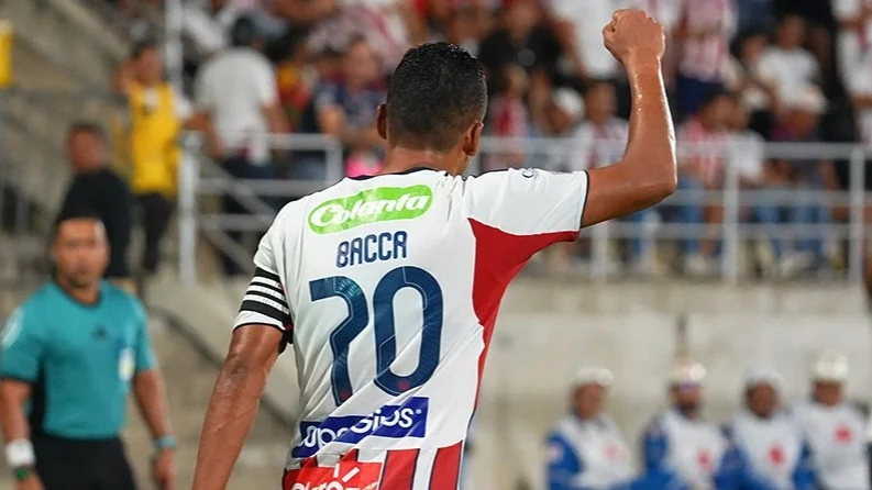 Fotografía de Carlos Bacca, delantero de Junior, celebrando uno de sus goles con el 'Tiburón'.