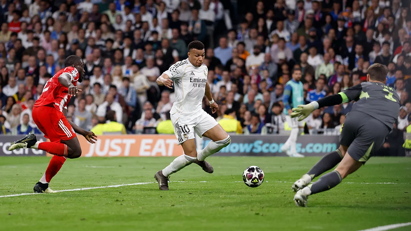 Real Madrid 1-2 Bayern Múnich: un cambio de guion en el Santiago Bernabéu 2 Fotografía de Kylian Mbappé definiendo el 1-2 de Real Madrid contra Bayern Múnich en cuartos de Champions League.
