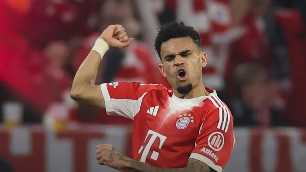 Un guajiro domando a la historia: Luis Díaz y un partido con Bayern Múnich para no olvidar 2 Fotografía de Luis Díaz, extremo de Bayern Múnich, celebrando su gol contra Real Madrid.