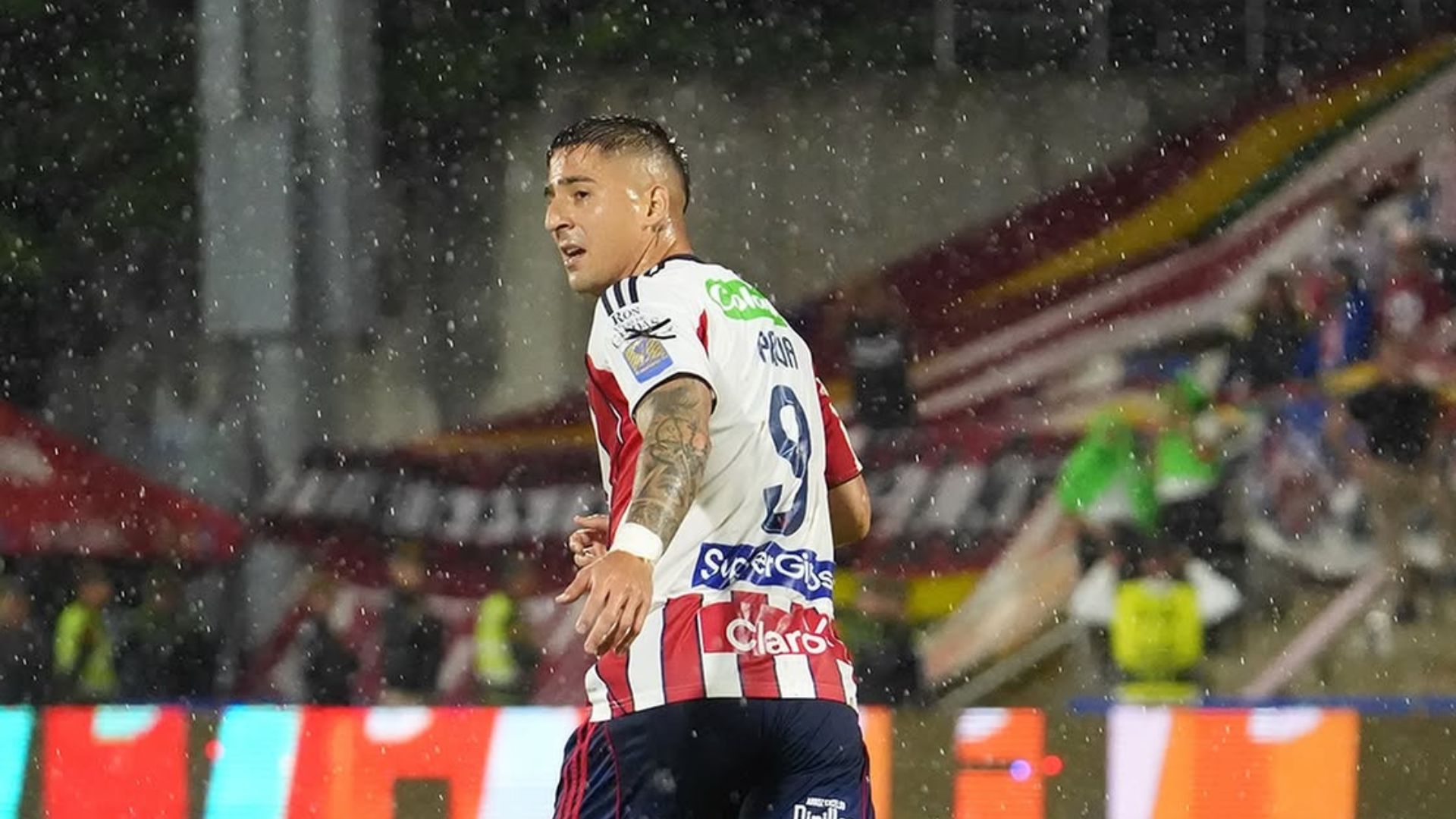 Fotografía de Guillermo Paiva, delantero de Junior, quien marcó el empate del 'Tiburón' contra Once Caldas.
