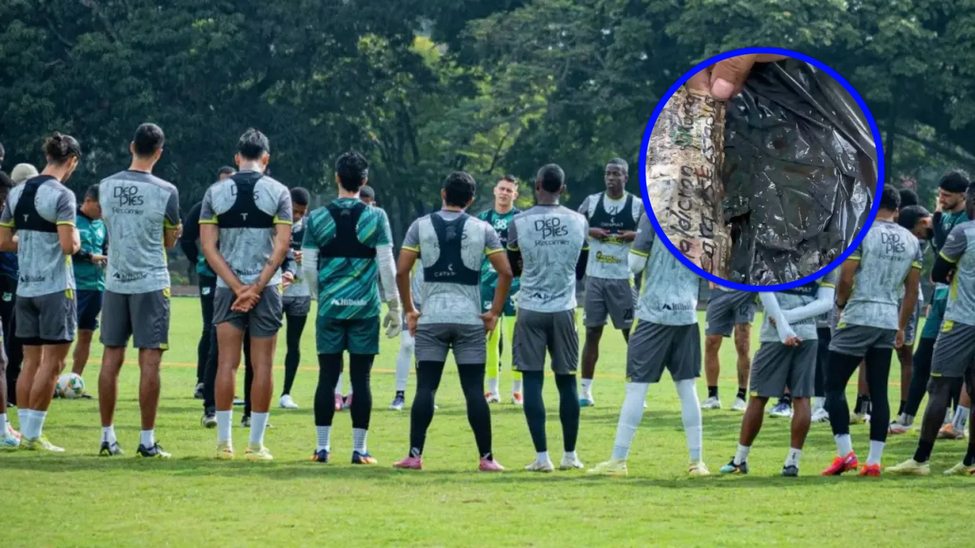 Fotografía del equipo del Deportivo Cali en una práctica y la presunta 'brujería' en el club.
